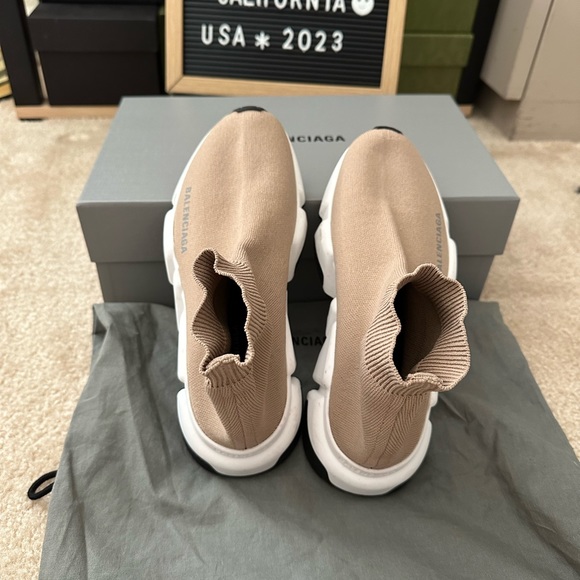 Authentic - Picture 8 of 10